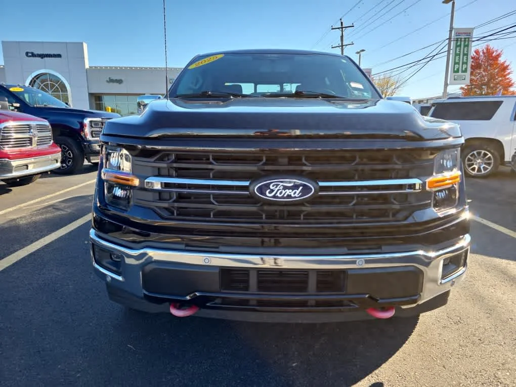 Used 2025 Agate Black Metallic Ford XLT image 2