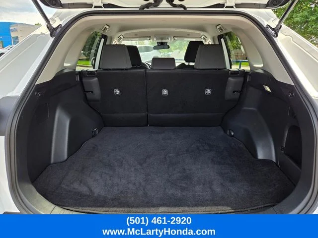 2024 Toyota RAV4 XLE - Photo 14