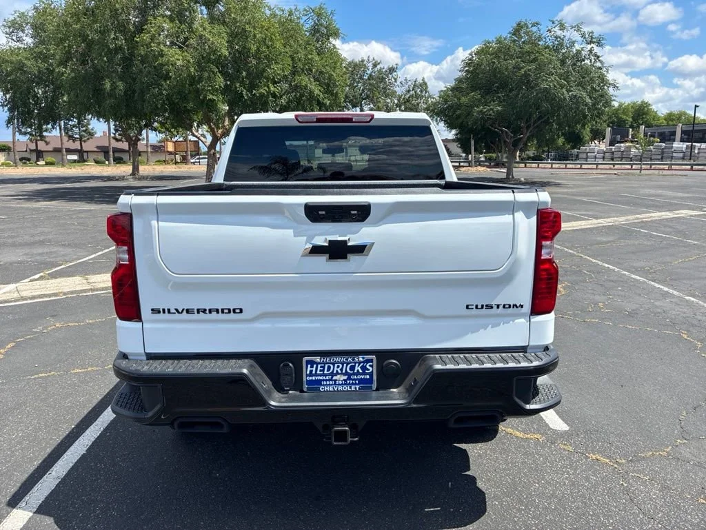 New 2026 Summit White Chevrolet Custom Trail Boss image 4