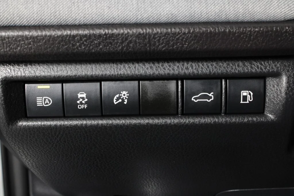 Used 2026 White Toyota LE image 22