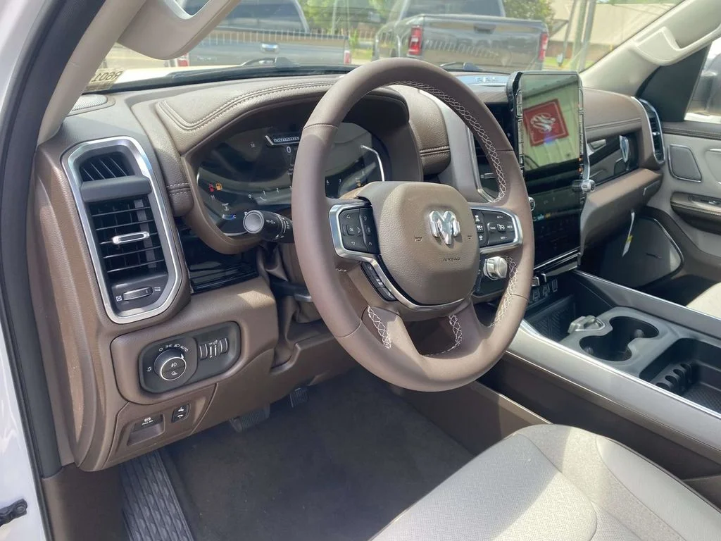 New 2026 Bright White Clear-Coat Exterior Paint RAM Laramie image 18