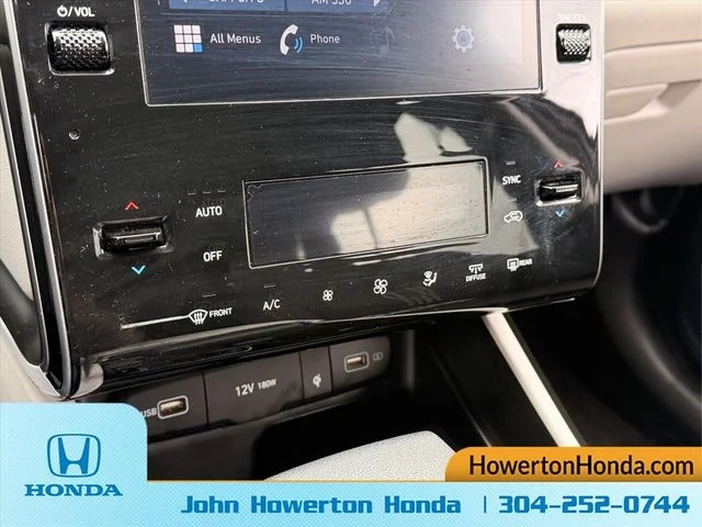 Used 2024 Black Hyundai SEL image 22