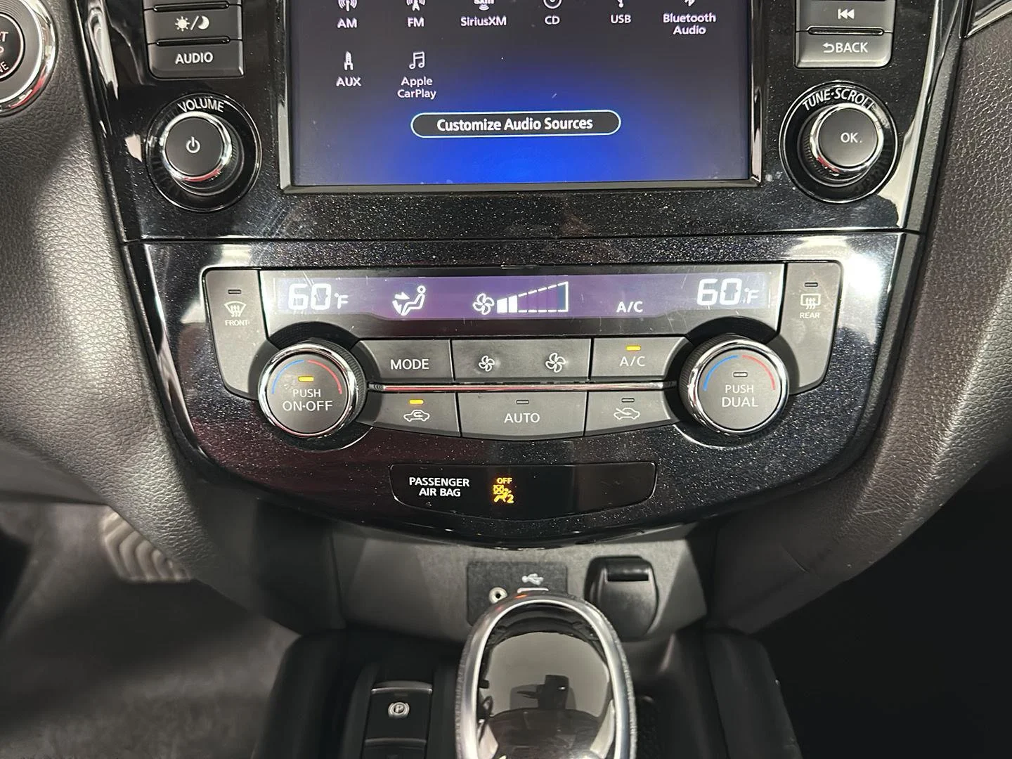 Used 2022 Gun Metallic Nissan SL image 33