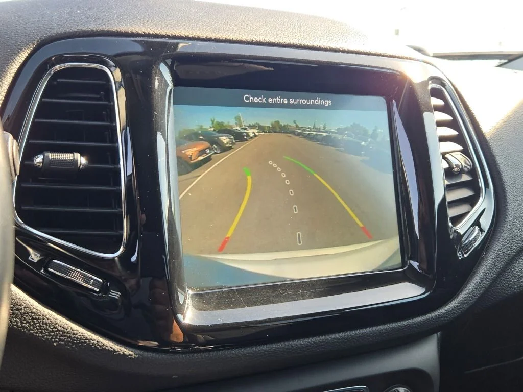 Used 2020 White Jeep Limited image 28