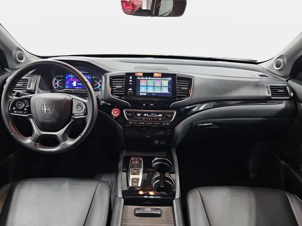 Used 2022  Honda Touring image 10