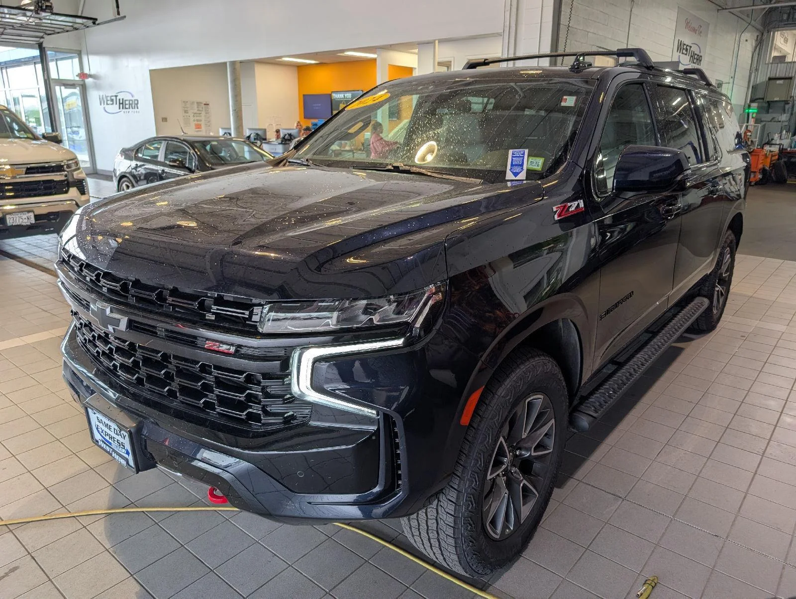 Used 2024 Midnight Blue Metallic Chevrolet Z71 image 4