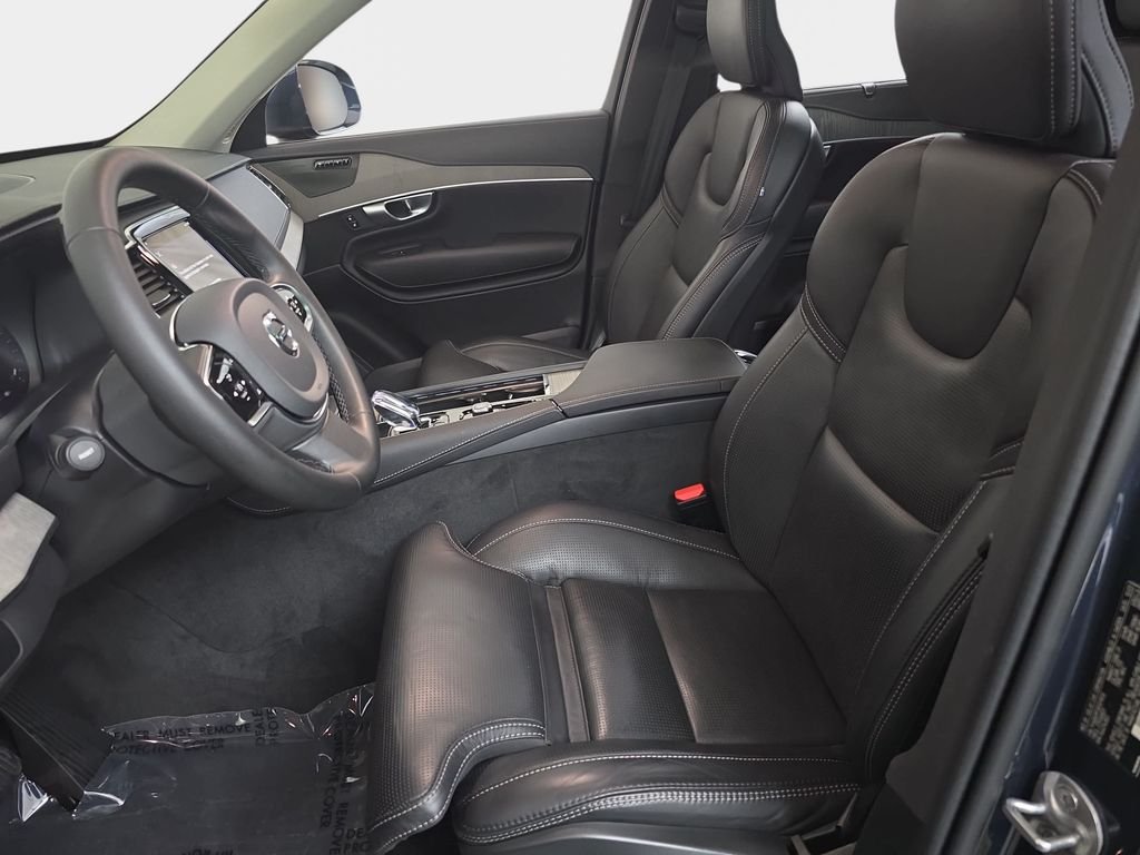 Used 2024 Denim Blue Metallic Volvo Ultimate image 18
