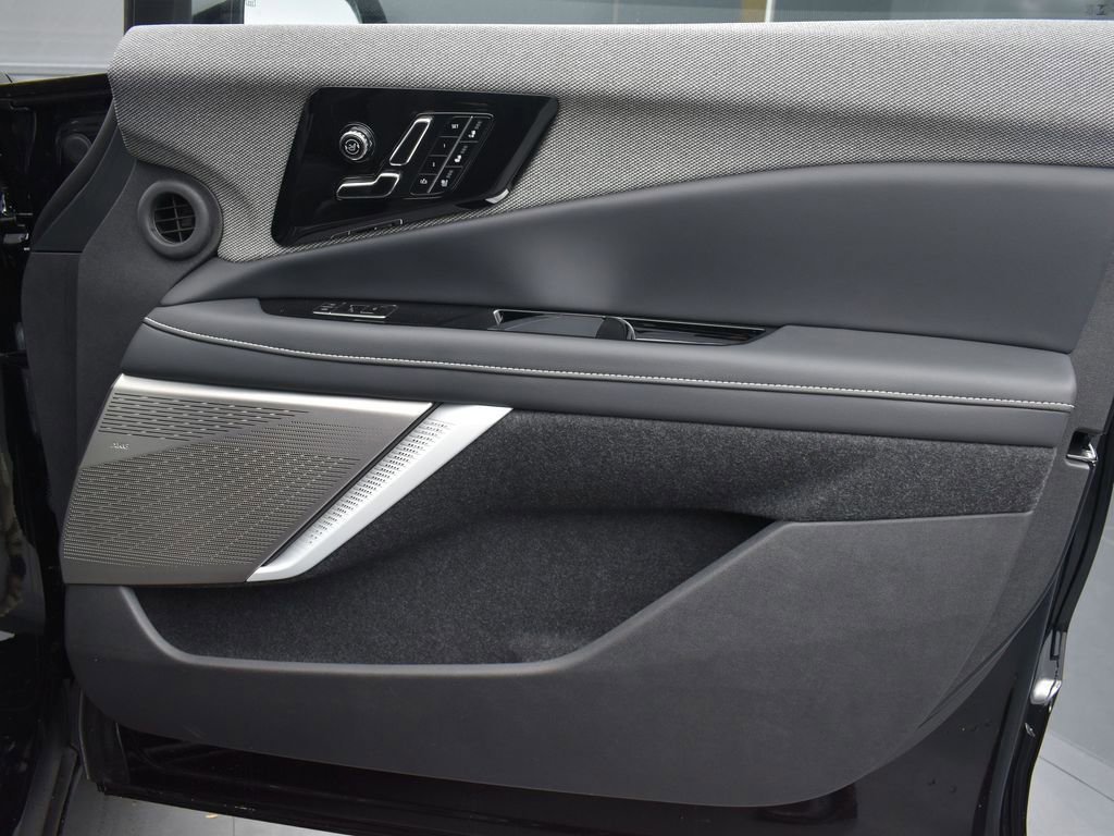 2026 CADILLAC OPTIQ - Image 34