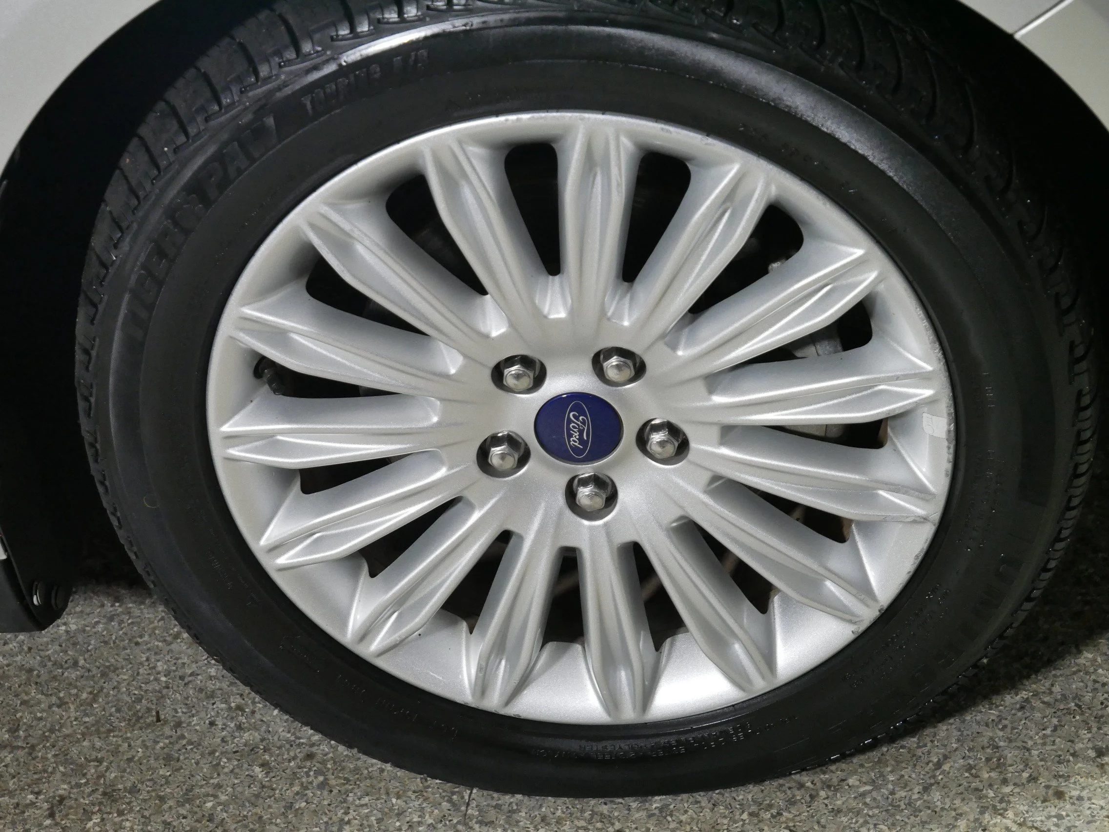Used 2014 Ingot Silver Metallic Ford S Hybrid image 15