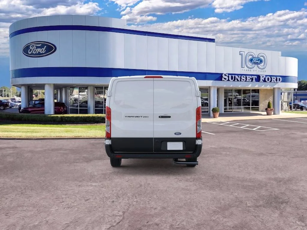 New 2026 Oxford White Ford Base image 5