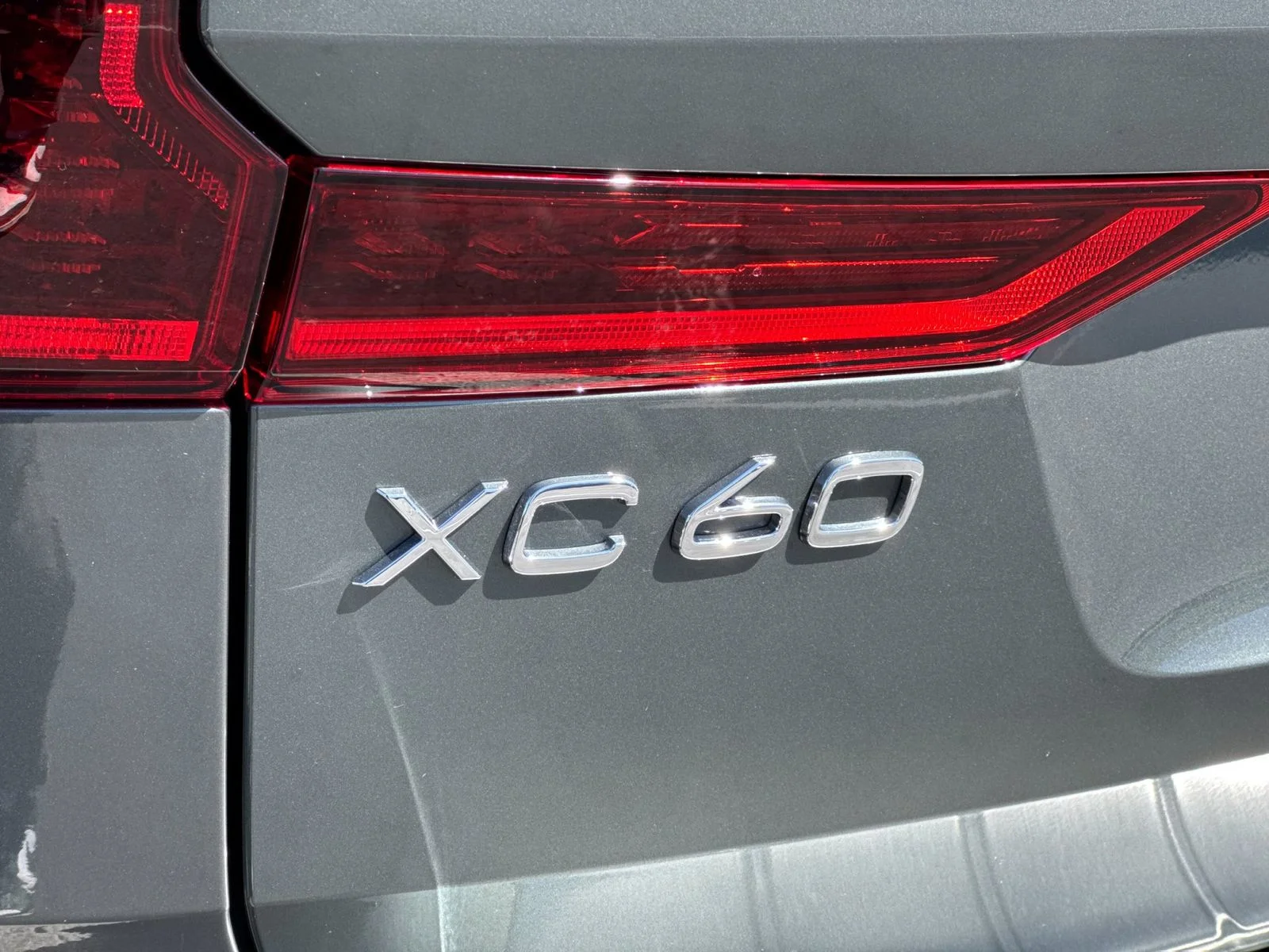 New 2026  Volvo T8 Plus image 29