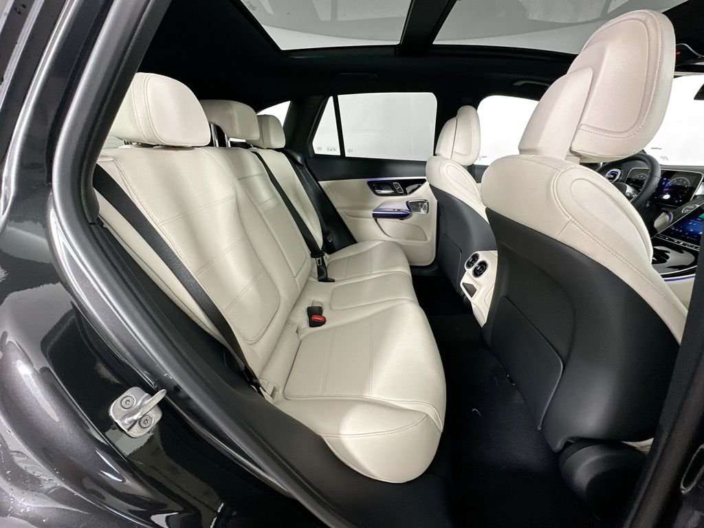 New 2026 Graphite Grey Metallic Mercedes-Benz GLC 300 image 29