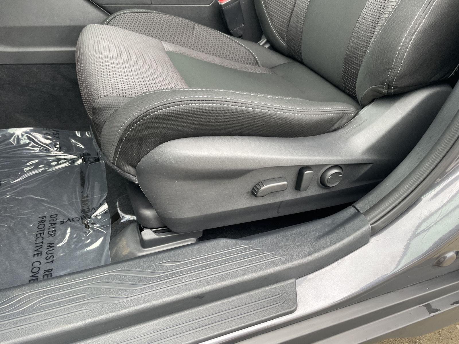 Used 2025 Magnetite Gray Metallic Subaru Premium image 18