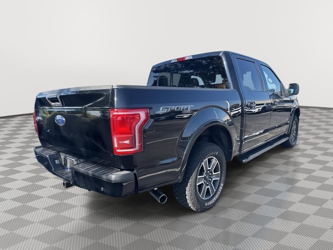 Used 2017 Shadow Black Ford XLT image 4