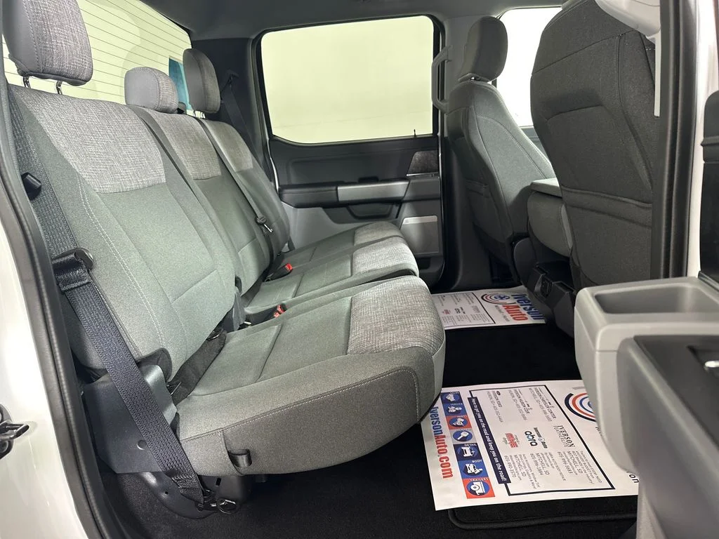 Used 2023 White Ford XLT image 32
