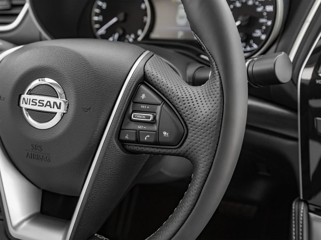 Used 2022 Gray Nissan Platinum image 44