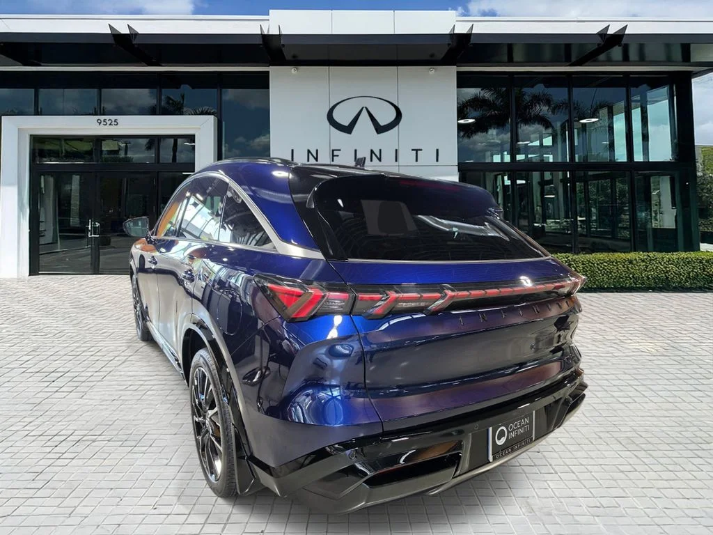 New 2027 Blue INFINITI AUTOGRAPH image 3