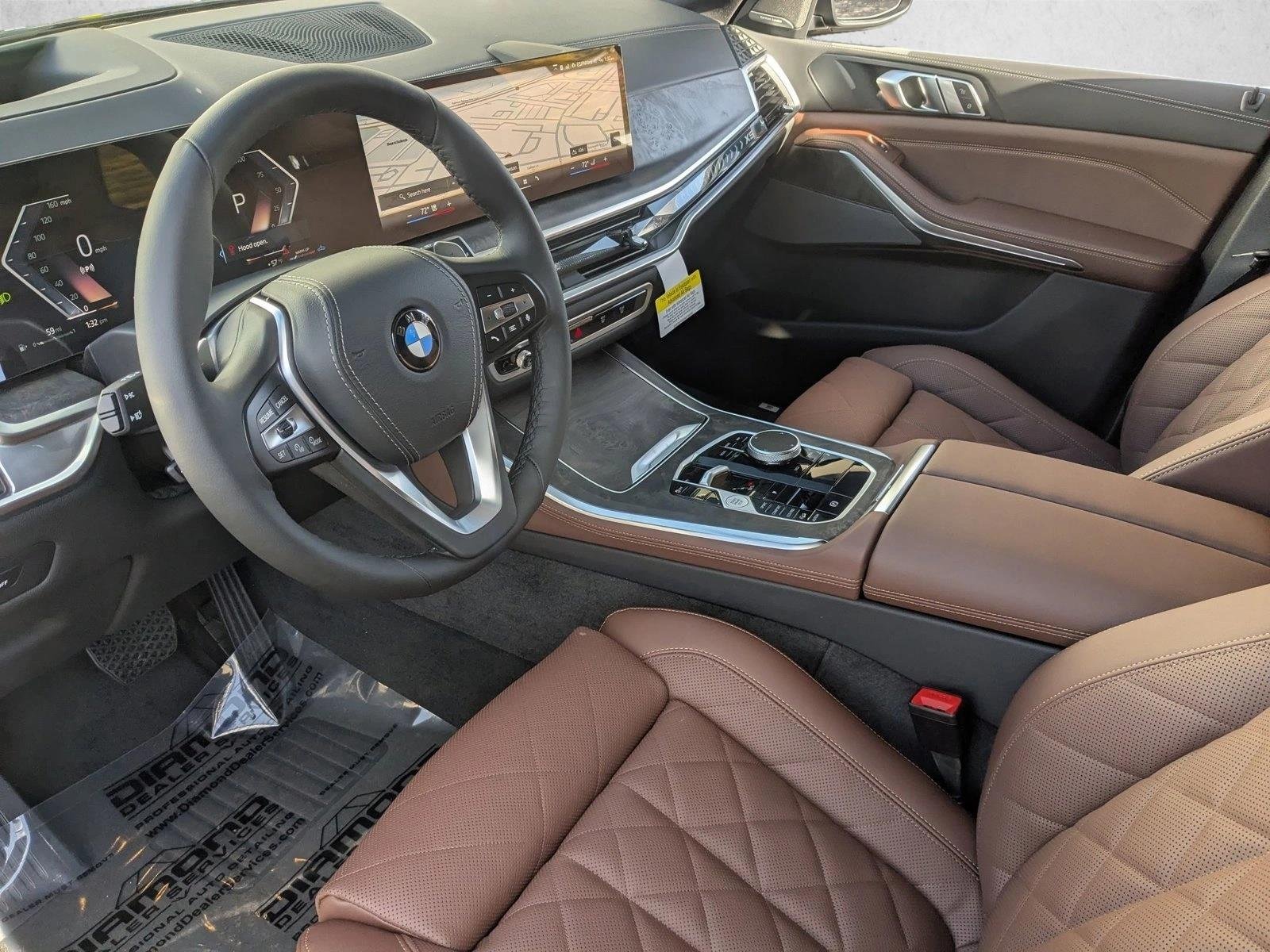 Used 2026 Black Sapphire Metallic BMW xDrive40i image 3