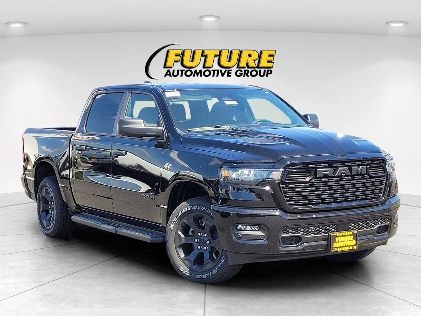 2026 RAM 1500 Express 4x4 Crew Cab 5'7's photo