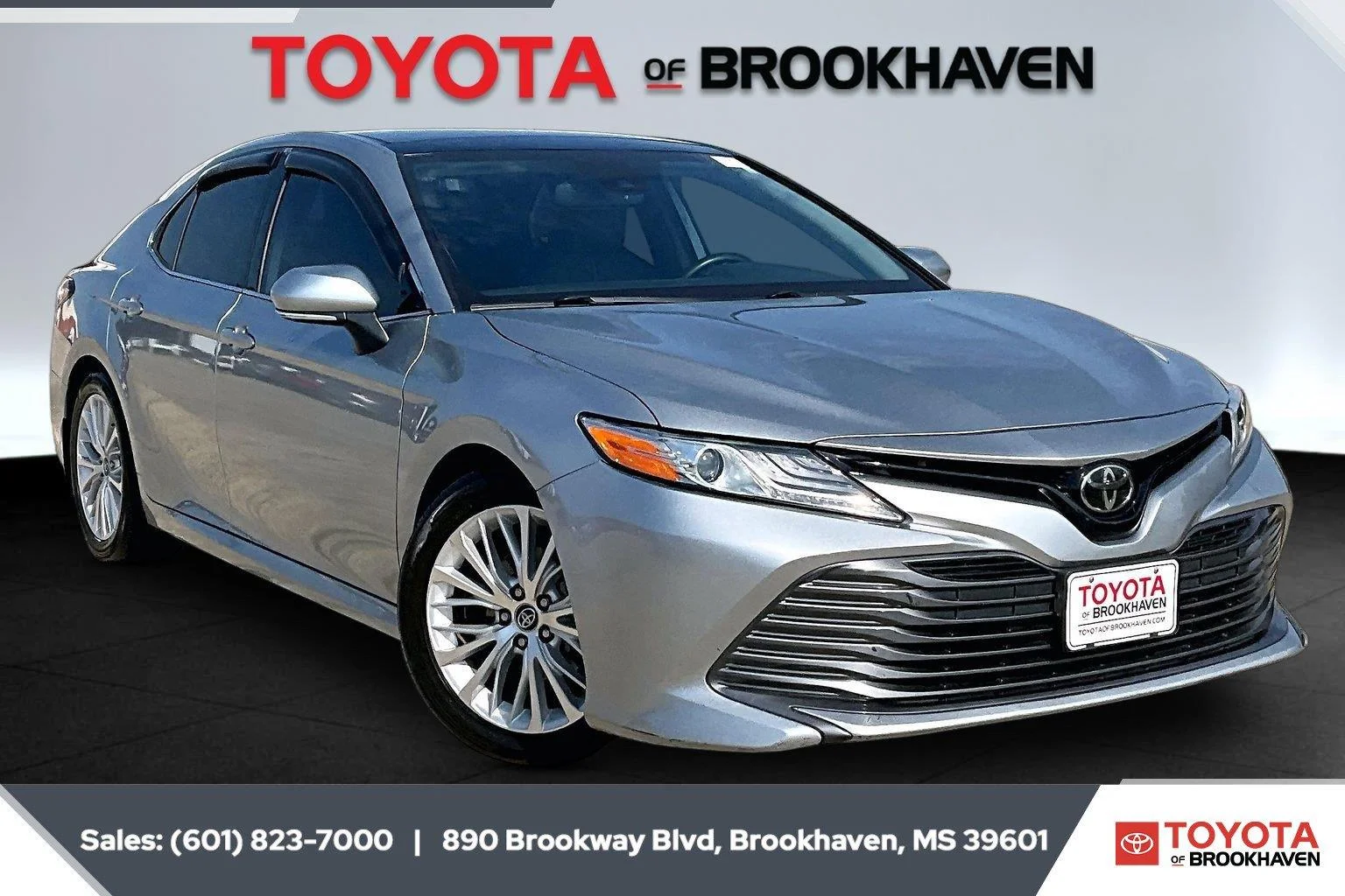 Used 2019 Celestial Silver Metallic Toyota XLE image 1