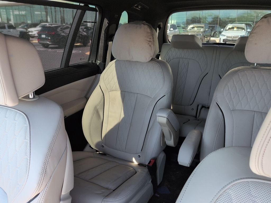 Used 2023 Gray Metallic BMW xDrive40i image 8