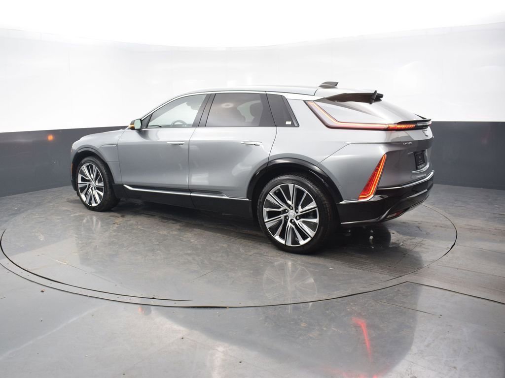 2024 CADILLAC LYRIQ - Image 3