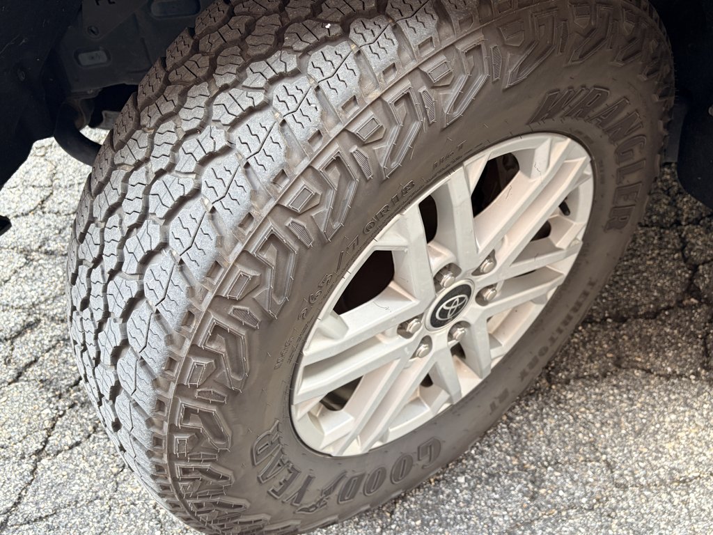 Used 2022 Army Green Toyota SR5 image 22
