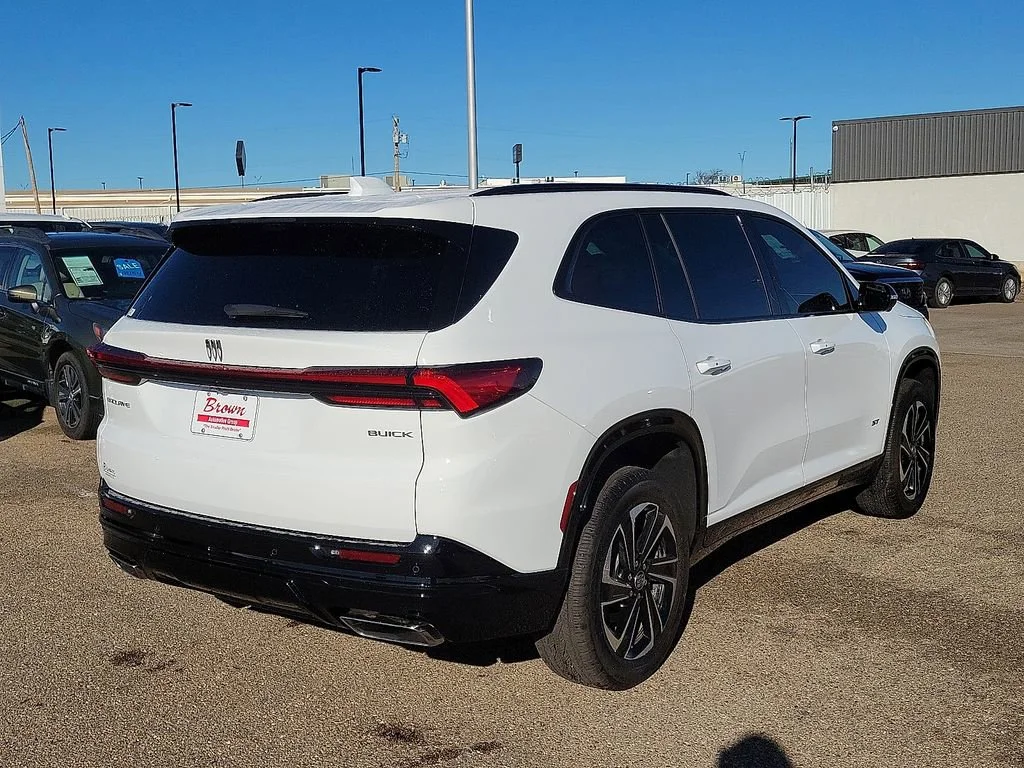 2026 Buick Enclave Sport Touring - Photo 10
