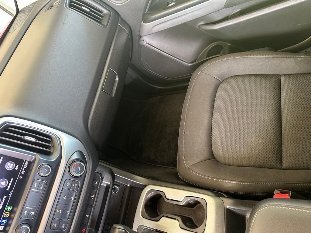 Used 2019 Red Chevrolet LT image 23