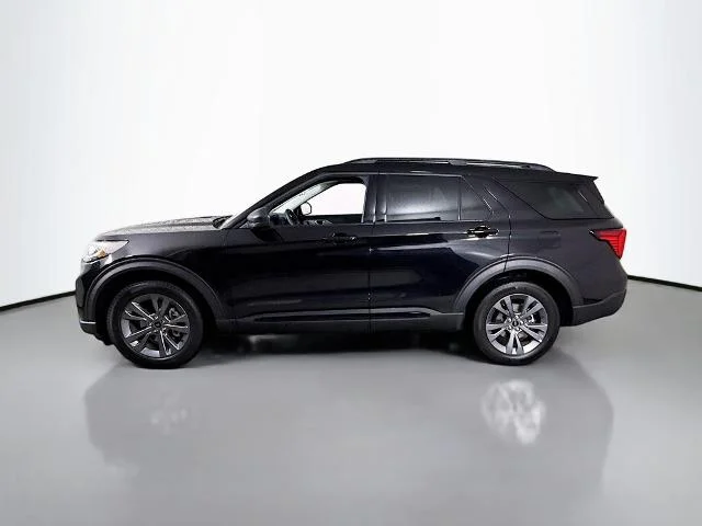 New 2026 Agate Black Metallic Ford Active image 38