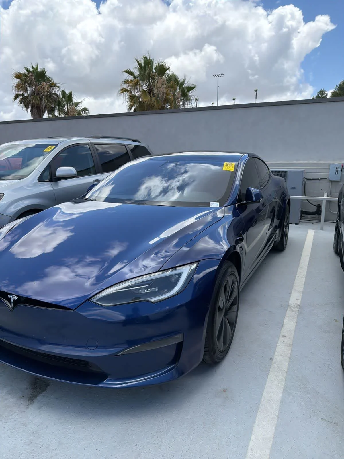 2022 Tesla Model S Plaid's photo