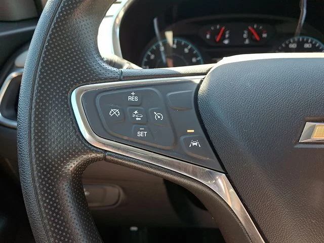 Used 2020 Summit White Chevrolet LS image 21