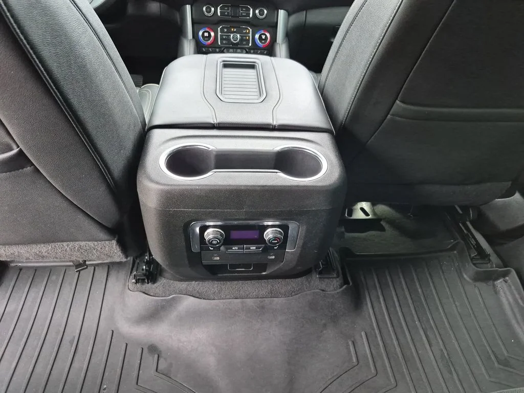 Used 2022 Gray GMC SLT image 34
