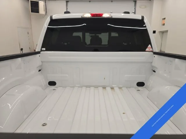 New 2026 Oxford White Ford XLT image 18