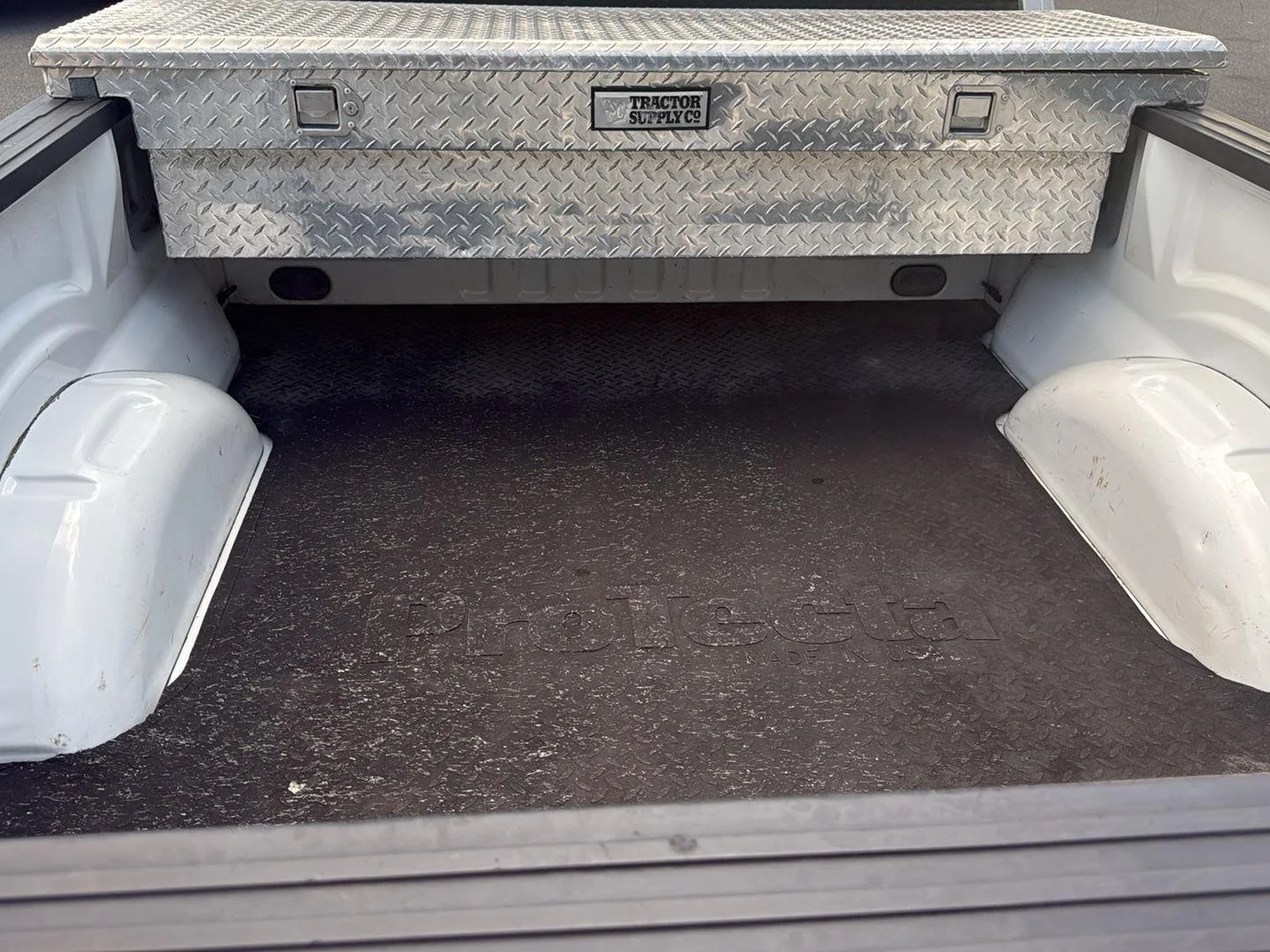 Used 2017 OXFORD WHITE FORD  image 18