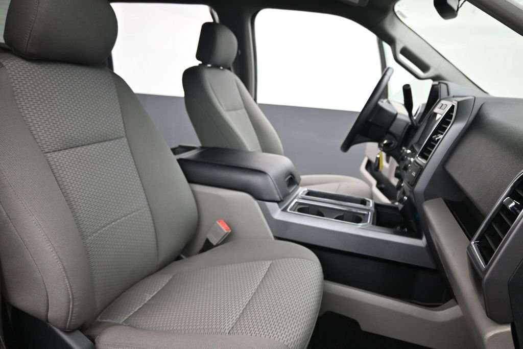 Used 2019 Gray Ford XLT image 23