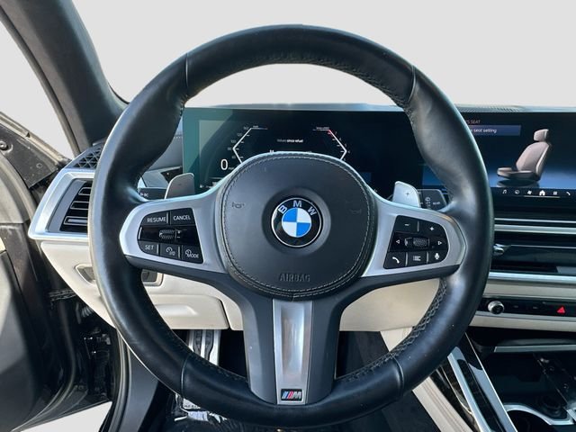 Used 2024 Black BMW xDrive40i image 11