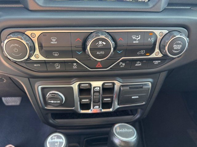 Used 2023 Black Jeep Overland image 23