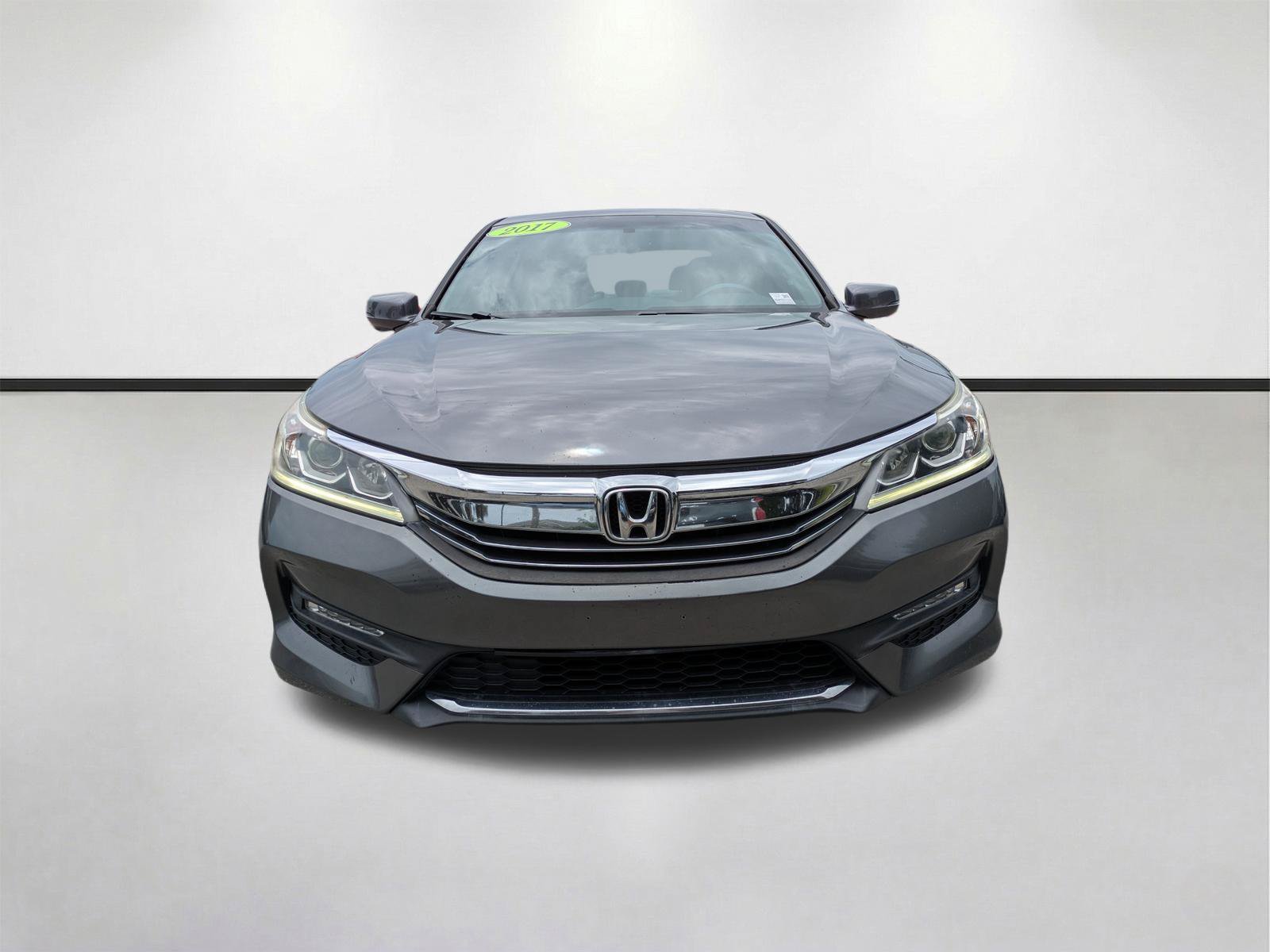 Used 2017 Gray Honda EX-L image 3