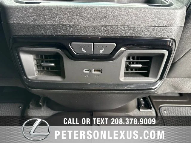 Used 2025  GMC AT4 Premium Plus image 20
