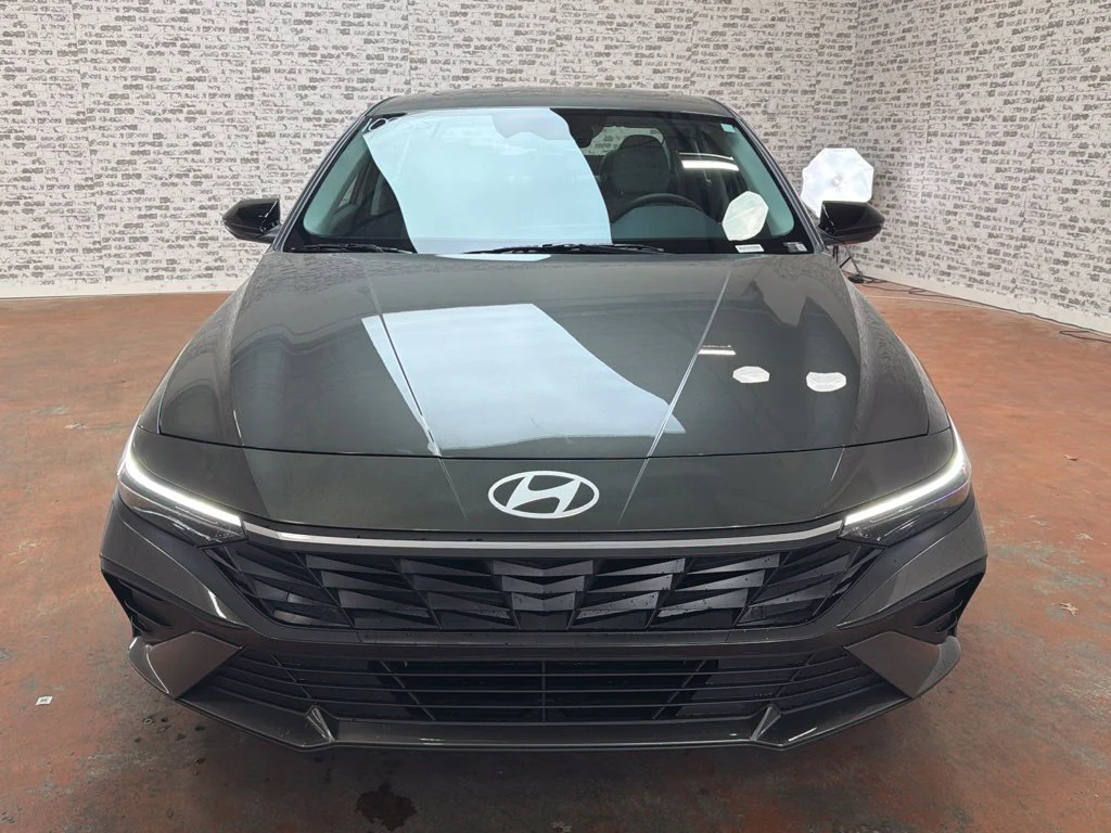 New 2026 Amazon Gray Hyundai SEL Sport Plus image 2