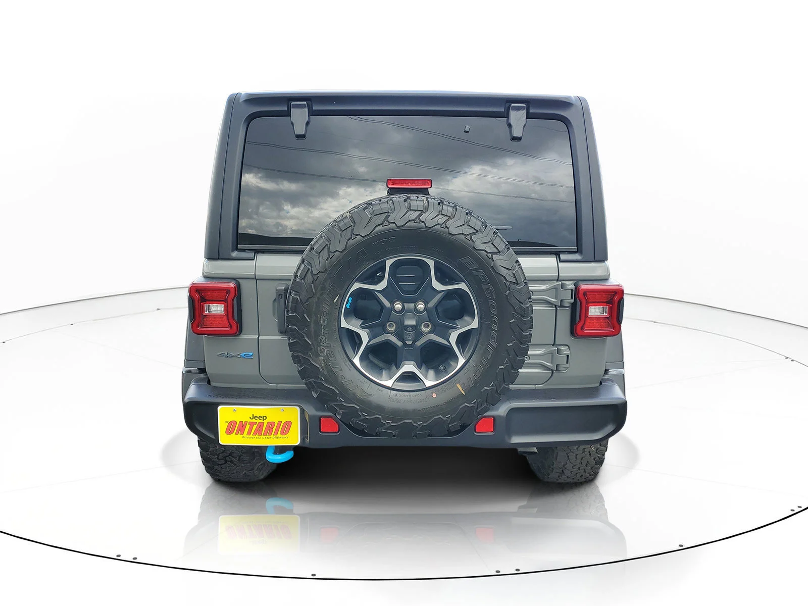Certified Used 2023 Gray Jeep Rubicon 4xe image 4