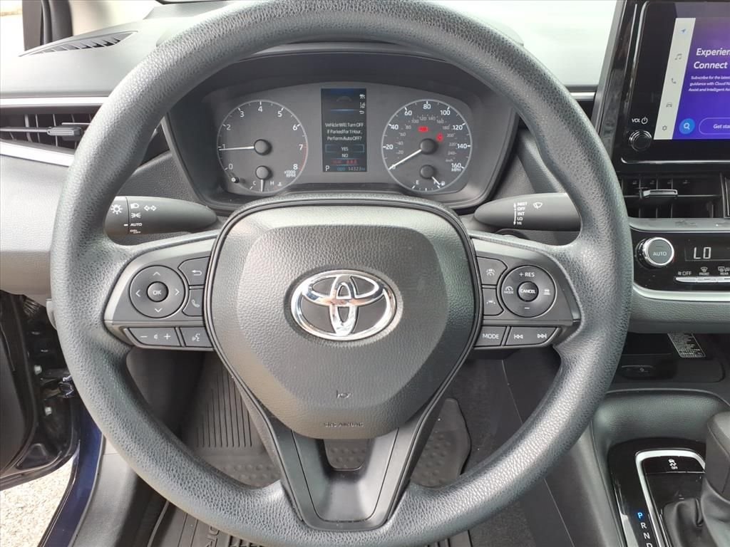 Certified Used 2025  Toyota LE image 21