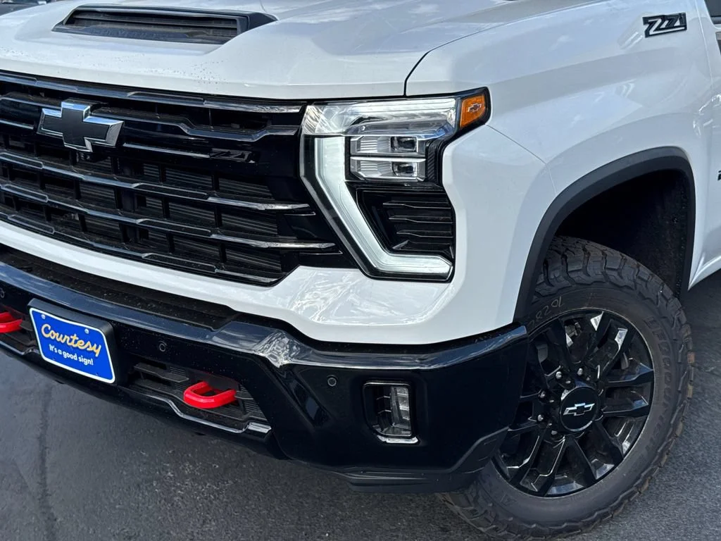 New 2026 Summit White Chevrolet LT image 3