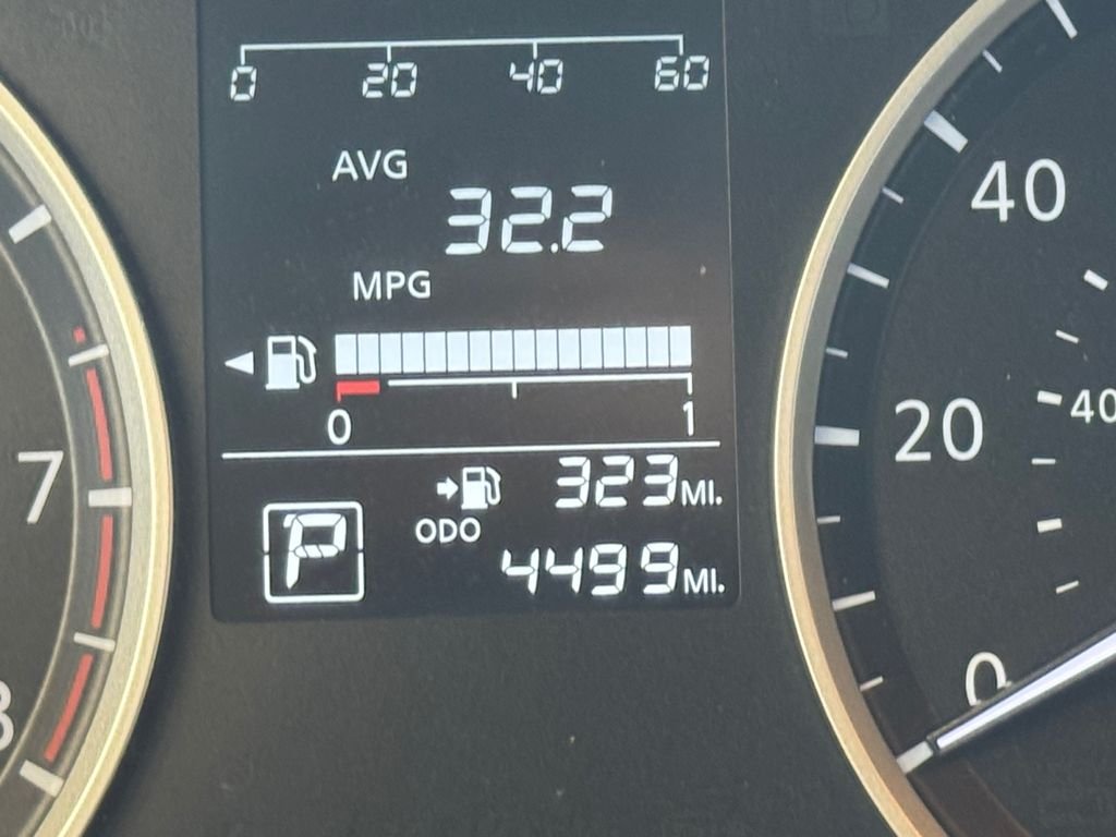 Used 2025 Blue Nissan S image 9