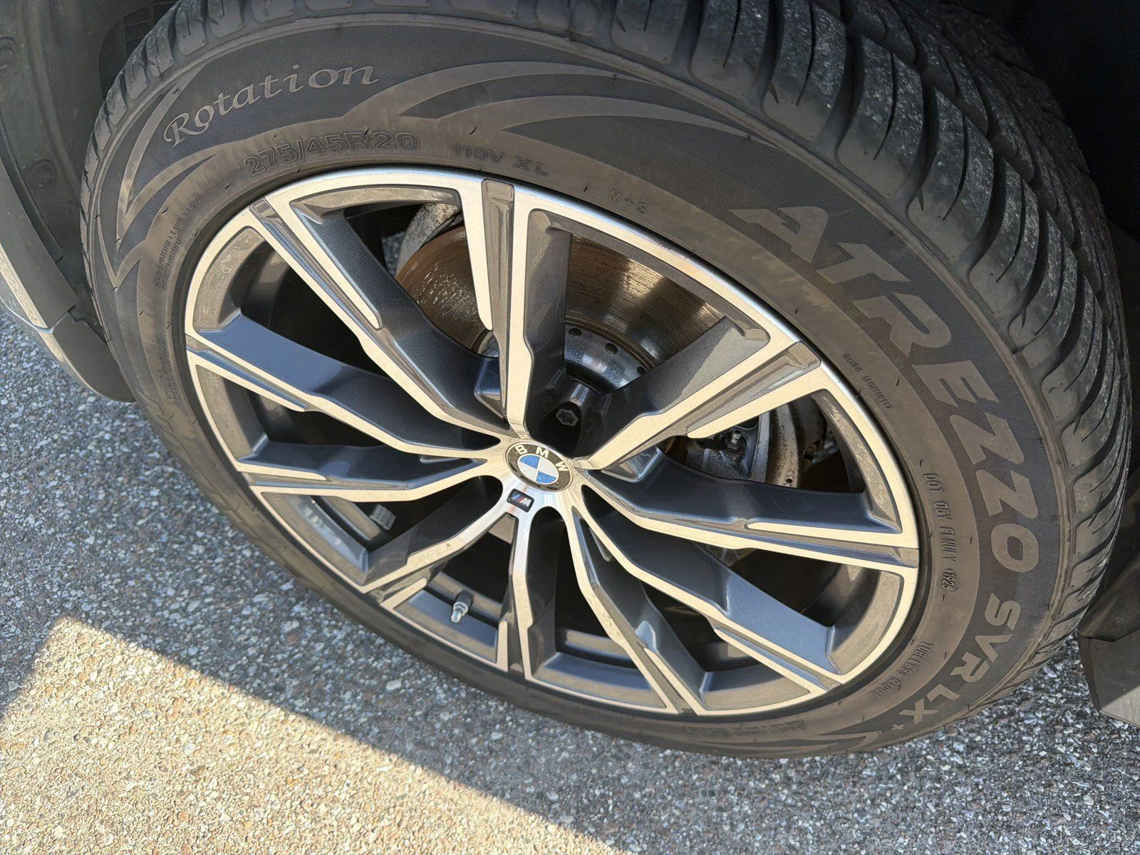 Used 2025 Skyscraper Grey Metallic BMW xDrive40i image 12