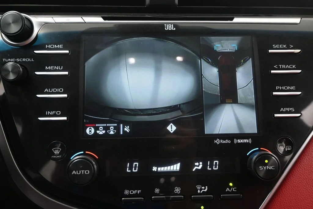Used 2018 Midnight Black Metallic Toyota XSE image 19