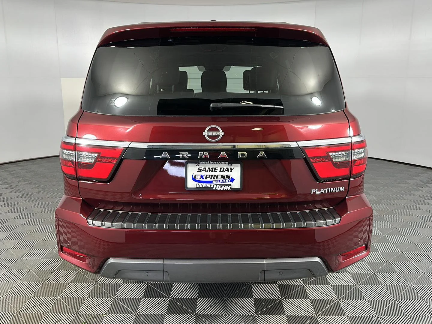 Used 2023 Coulis Red Pearl Nissan Platinum image 11