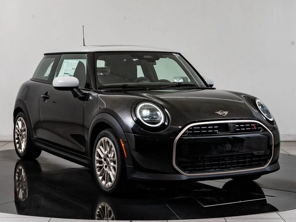 2026 MINI Hardtop 2 Door S - Photo 12