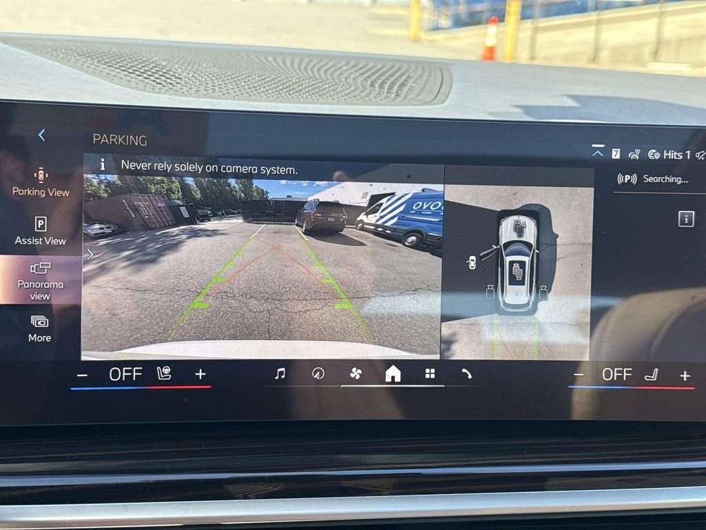 New 2026 White Metallic BMW xDrive40i image 17